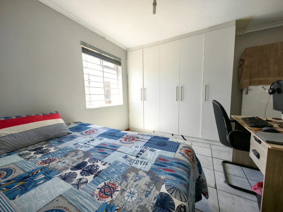 4 Bedroom Property for Sale in Richwood Western Cape